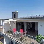 With 2 Bedrooms 度假居